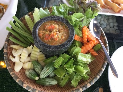 อาหาร หรือ เครื่องดื่ม