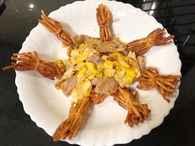 วิธีทำ คั่วทาโร่หมู วิธีทำ คั่วทาโร่หมู