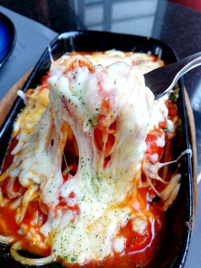 สปาเก๊ตตี้โวลเคโน่ ราคา 220 บาท++