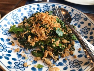 เมนูของร้าน เสือใต้ เอ็มควอเทียร์