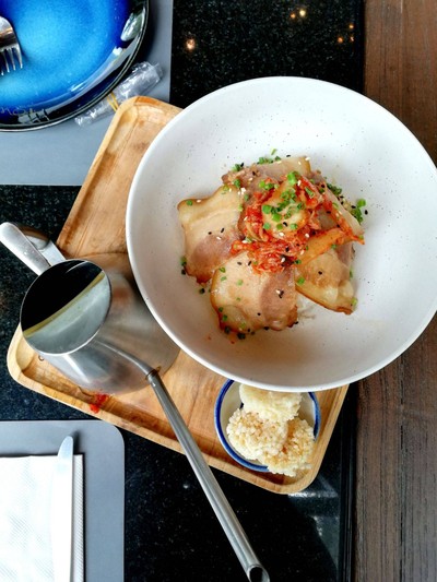 ข้าวหน้าหมูสามชั้น ซุปเป็ดตุ๋น ราคา 320 บาท++