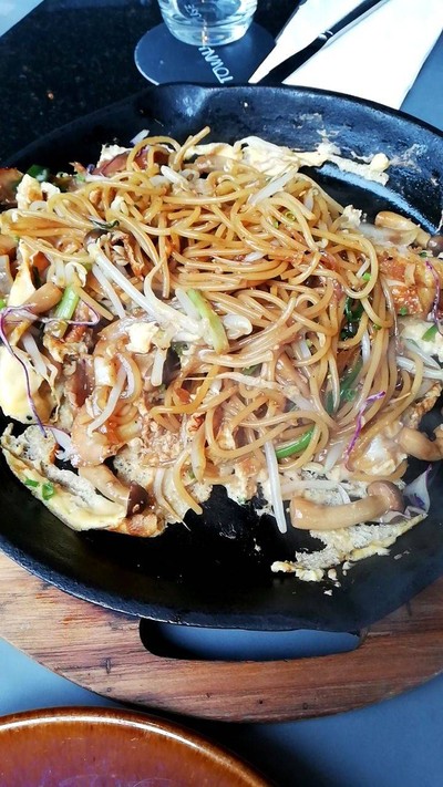 สปาเก๊ตตี้ไก่ย่าง ราคา 280 บาท++