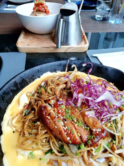 สปาเก๊ตตี้ไก่ย่าง ราคา 280 บาท++