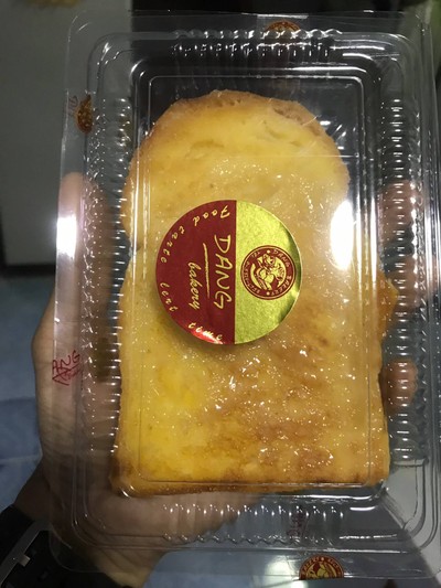 ขนมปังเนยนม