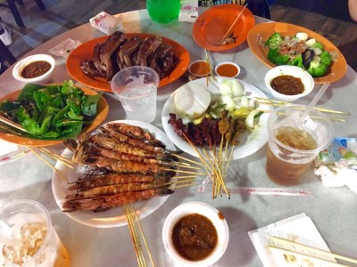 อาหาร หรือ เครื่องดื่ม