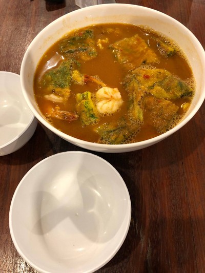 แกงส้มชะอมไข่กุ้ง