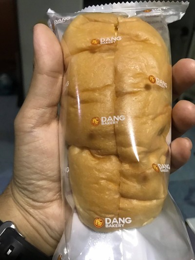 ขนมปังสอดไส้