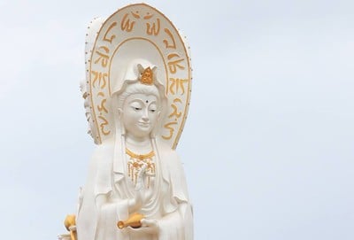 บรรยากาศ วัดตาลเจ็ดยอด (หลวงพ่อโต)