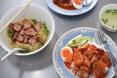 เมนูของร้าน ธานี ข้าวหมูแดง - หมูกรอบ อารีย์