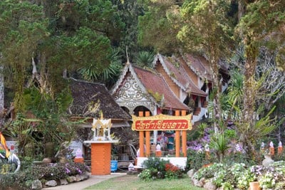 บรรยากาศ วัดถ้ำเชียงดาว