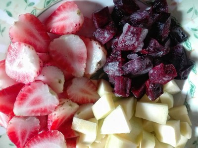 วิธีทำ 🍇 สลัดผลไม้หมูคาราเกะ วิธีทำ 🍇 สลัดผลไม้หมูคาราเกะ