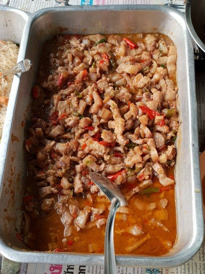 หมูผัดกะปิ