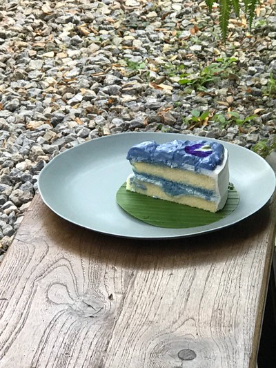 เค้กมะพร้าวอัญชัน