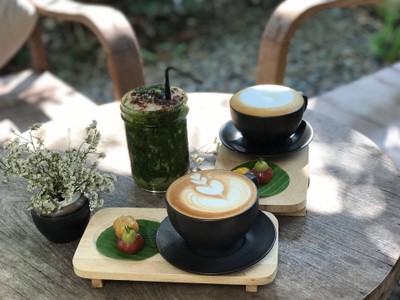 เฟริ์นคอฟฟี่-คาปูชิโน่-ลาเต้ร้อน