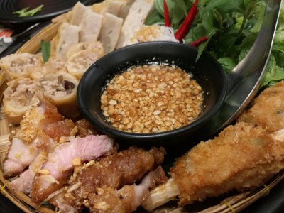 ถาดญวน