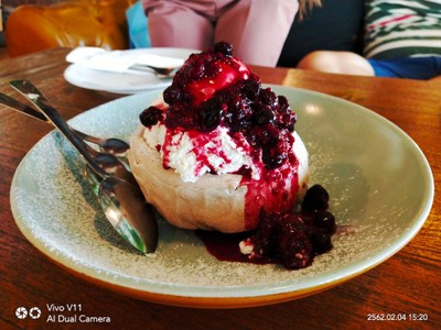 Chocolate Pavlova