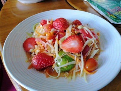 ส้มตำสตอเบอรี่ซู่ซ่า