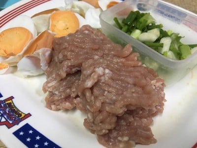 วิธีทำ หมูสับผัดไข่เค็ม วิธีทำ หมูสับผัดไข่เค็ม