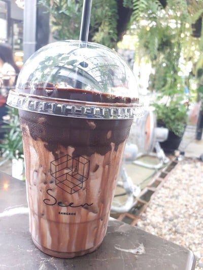 Chocolate Signature