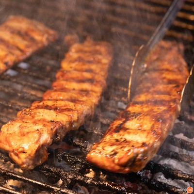 โฟกัส คอหมูย่าง