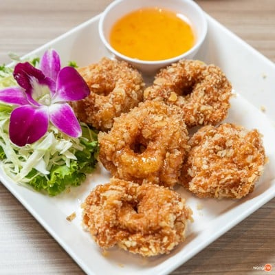 Coco Bar สิรินธร (ลอฟ ทู บาร์) สิรินธร Coco Bar สิรินธร (ลอฟ ทู บาร์) สิรินธร