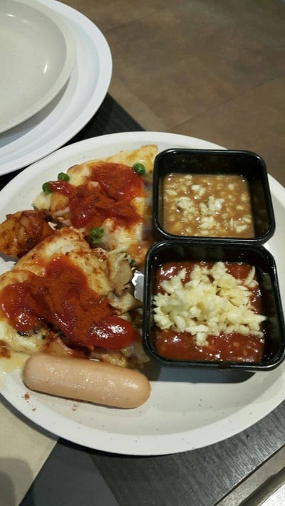 พิซซ่าหน้าต่างๆ