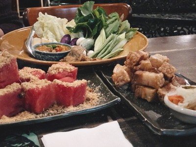 อาหาร หรือ เครื่องดื่ม