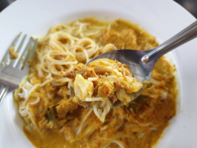 ขนมจีนน้ำยาปู