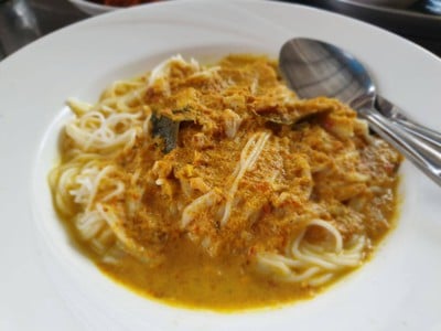 ขนมจีนน้ำยาปู