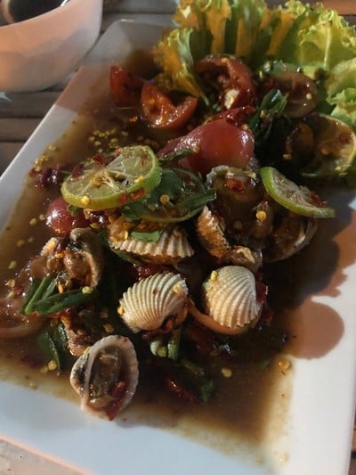 ยำหอยแครง