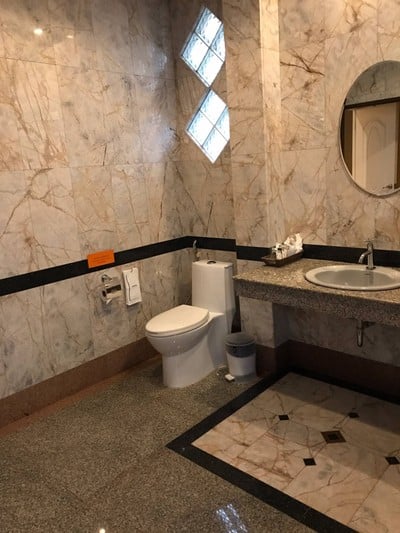 ห้องน้ำ