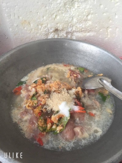 วิธีทำ ไก่อ่อมกระเทียม เด็กหอ วิธีทำ ไก่อ่อมกระเทียม เด็กหอ