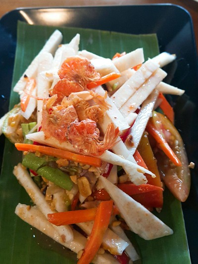 ตำยอดมะพร้าว