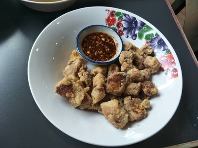 หมูสามชั้นทอดกรอบ