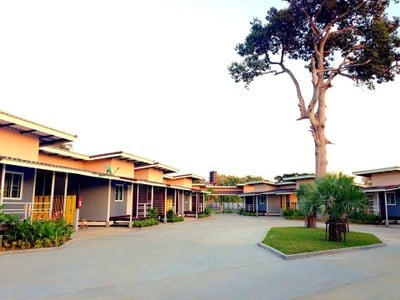 Zigzag Resort