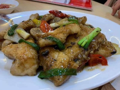 อาหาร หรือ เครื่องดื่ม