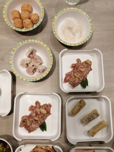 อาหาร หรือ เครื่องดื่ม