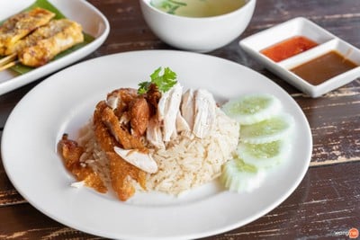 ข้าวมันไก่หลิบบุ๊ง (Libboong_kaomankai) ข้าวมันไก่หลิบบุ๊ง (Libboong_kaomankai)