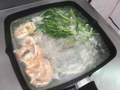 วิธีทำ ยำวุ้นเส้นรวมมิตร