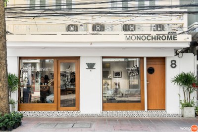 หน้าร้าน MONOCHROME MONOCHROME