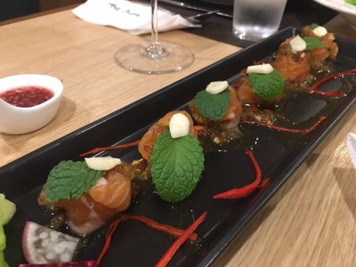 แซลมอนแช่น้ำปลา