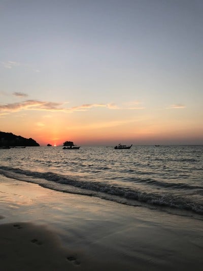 หาดในยาง