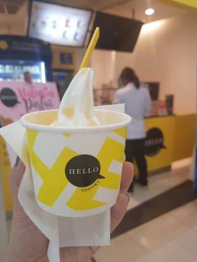 รสชาติไอติมโอเค แต่เนื้อยังไม่ค่อยเนียนเท่าที่ควร แต่ชอบตรงมีน้ำผึ้งให้บีบเอง