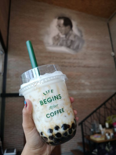 ร้านกาแฟ  QID Cafe & Bistro