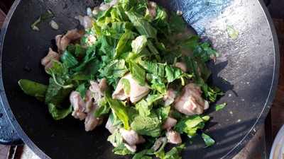 วิธีทำ กะเพราไก่ วิธีทำ กะเพราไก่