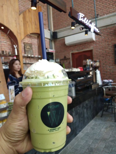 Matcha Latte frappe