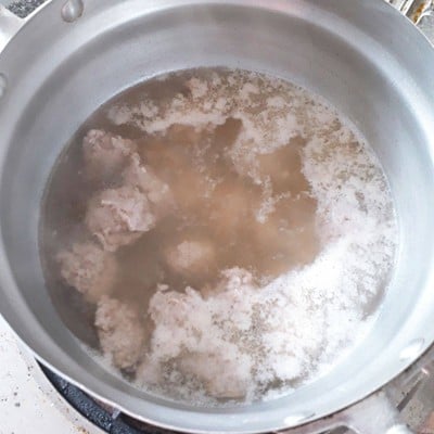 วิธีทำ แกงจืดผักขมหมูสับ วิธีทำ แกงจืดผักขมหมูสับ