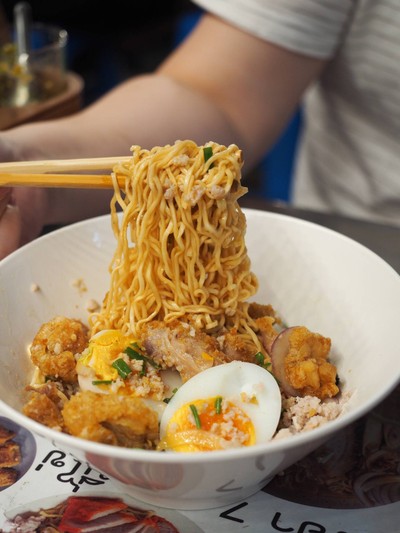 เมนูของร้าน ตี๋เย็นตาโฟรสเด็ด ประตูผี