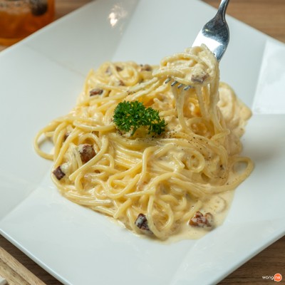 เมนูของร้าน ครีมสตูดิโอ คาเฟ่ โทส เครป เย็น บราวนี่ ฟัดจ์ วาฟเฟิล ไอศรีม บิงซู พระราม2