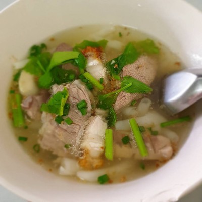 ก๋วยจั๊บน้ำใส